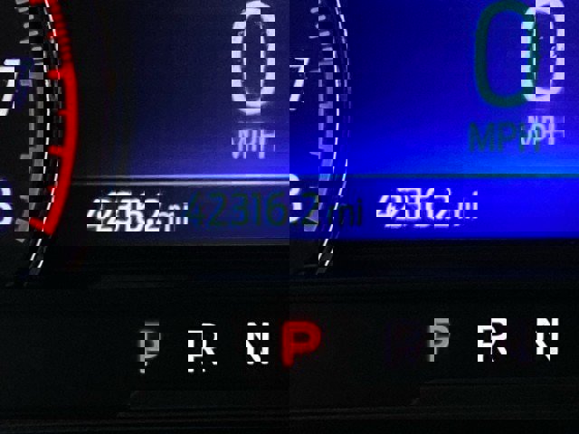 Certified 2022 Ford Explorer XLT w/ Equipment Group 202A image 22