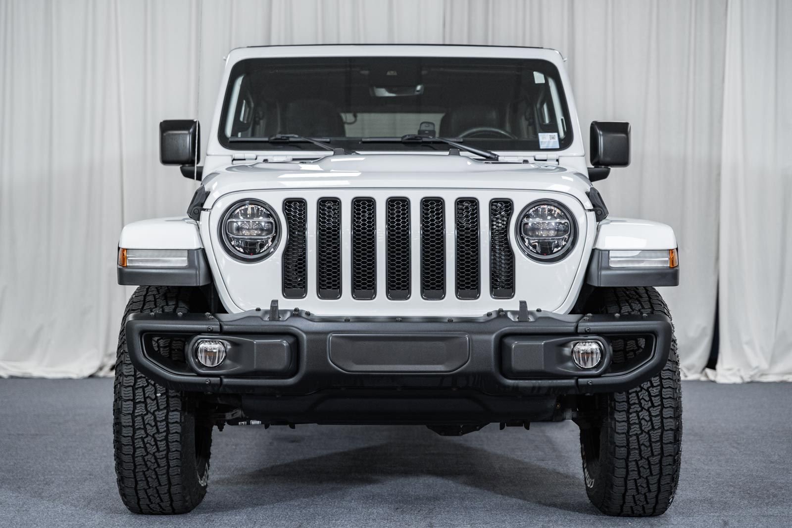 Used 2019 Jeep Wrangler Unlimited Sahara w/ Quick Order Package 24M Moab image 2