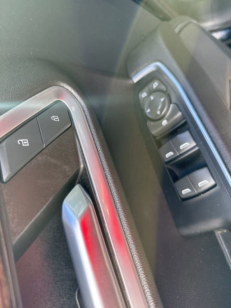 Used 2022 Chevrolet Silverado 1500 LT image 16