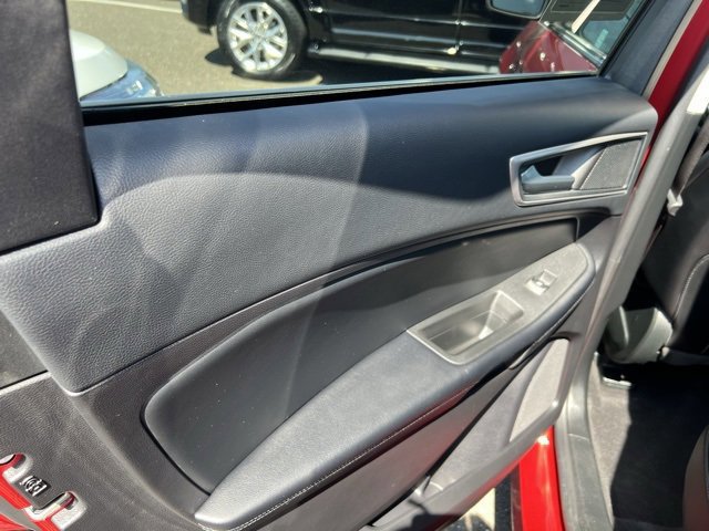 Certified 2022 Ford Edge SEL w/ Convenience Package image 17