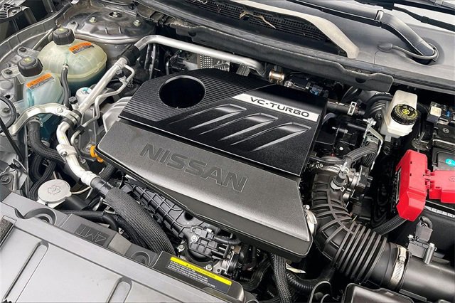 Used 2025 Nissan Rogue SV image 32