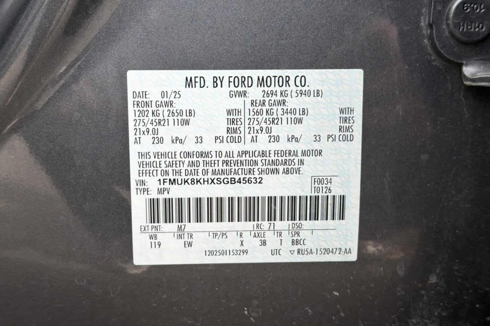 Certified 2025 Ford Explorer ST-Line w/ ST-Line Street Pack AWD/4WD image 2