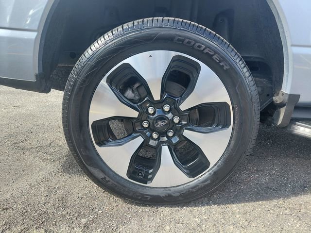 Certified 2022 Ford F150 Lightning Platinum image 22