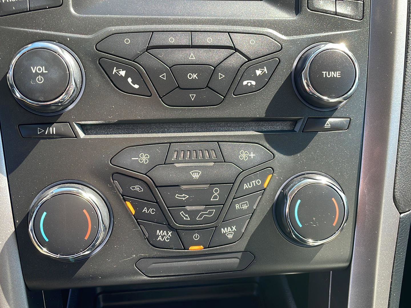 Certified 2018 Ford Fusion S FWD image 22