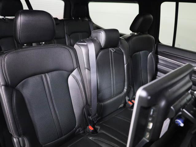 Used 2024 Jeep Wagoneer 4WD w/ Premium Group I image 11