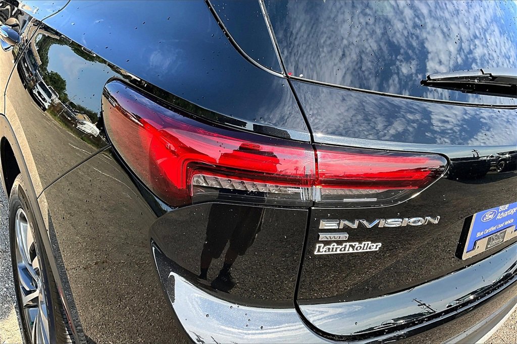 Used 2023 Buick Envision Essence image 30