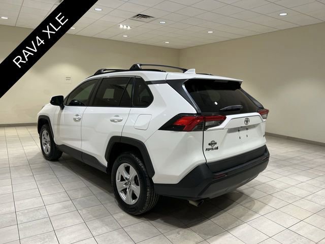 Used 2020 Toyota RAV4 XLE w/ Convenience Package FWD image 5