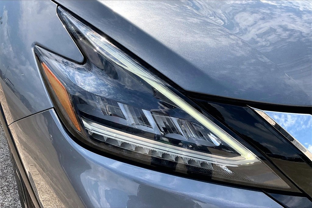 Used 2023 Nissan Murano S image 32