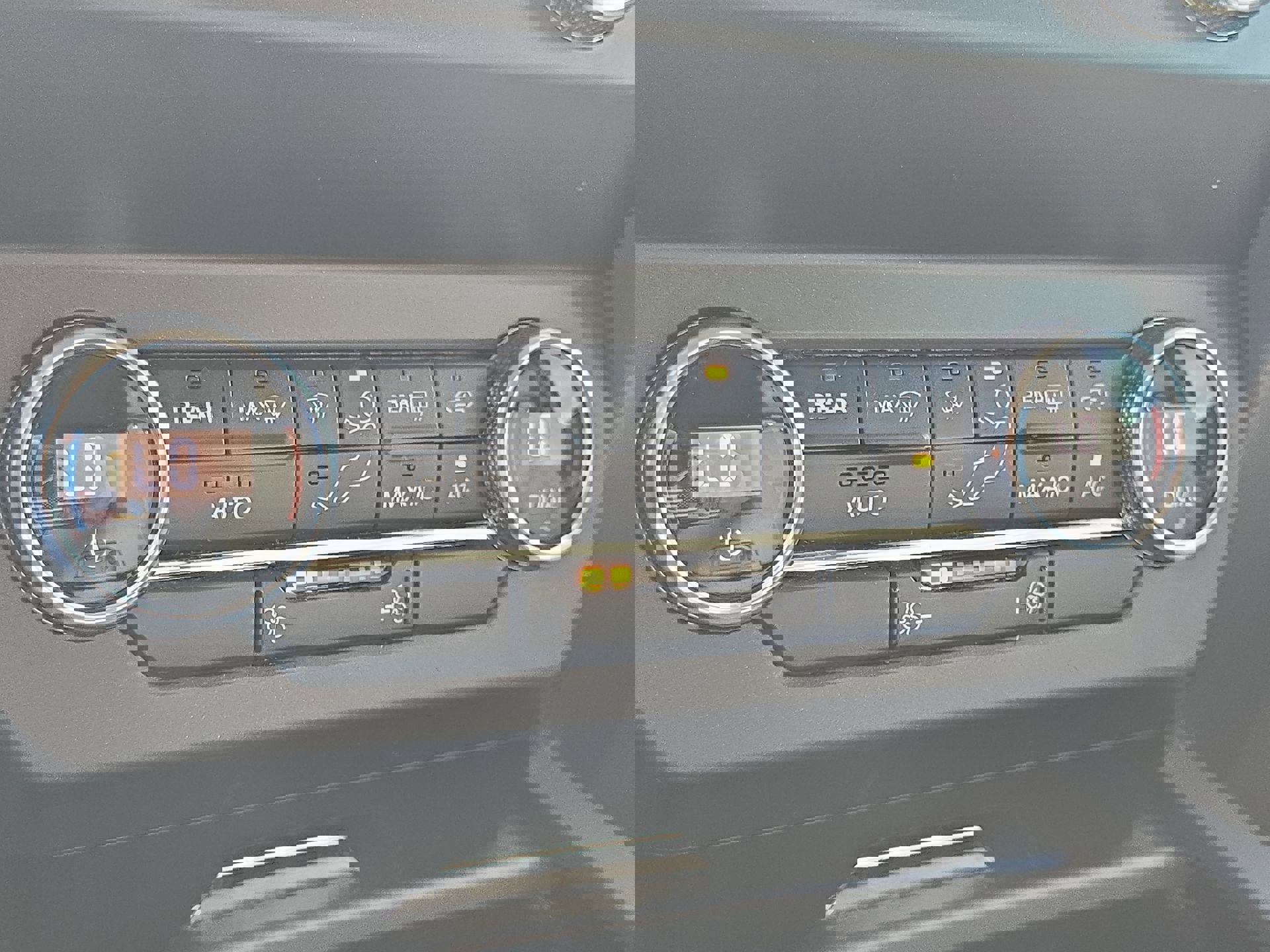 Certified 2020 Ford Expedition XLT w/ Equipment Group 201A image 19