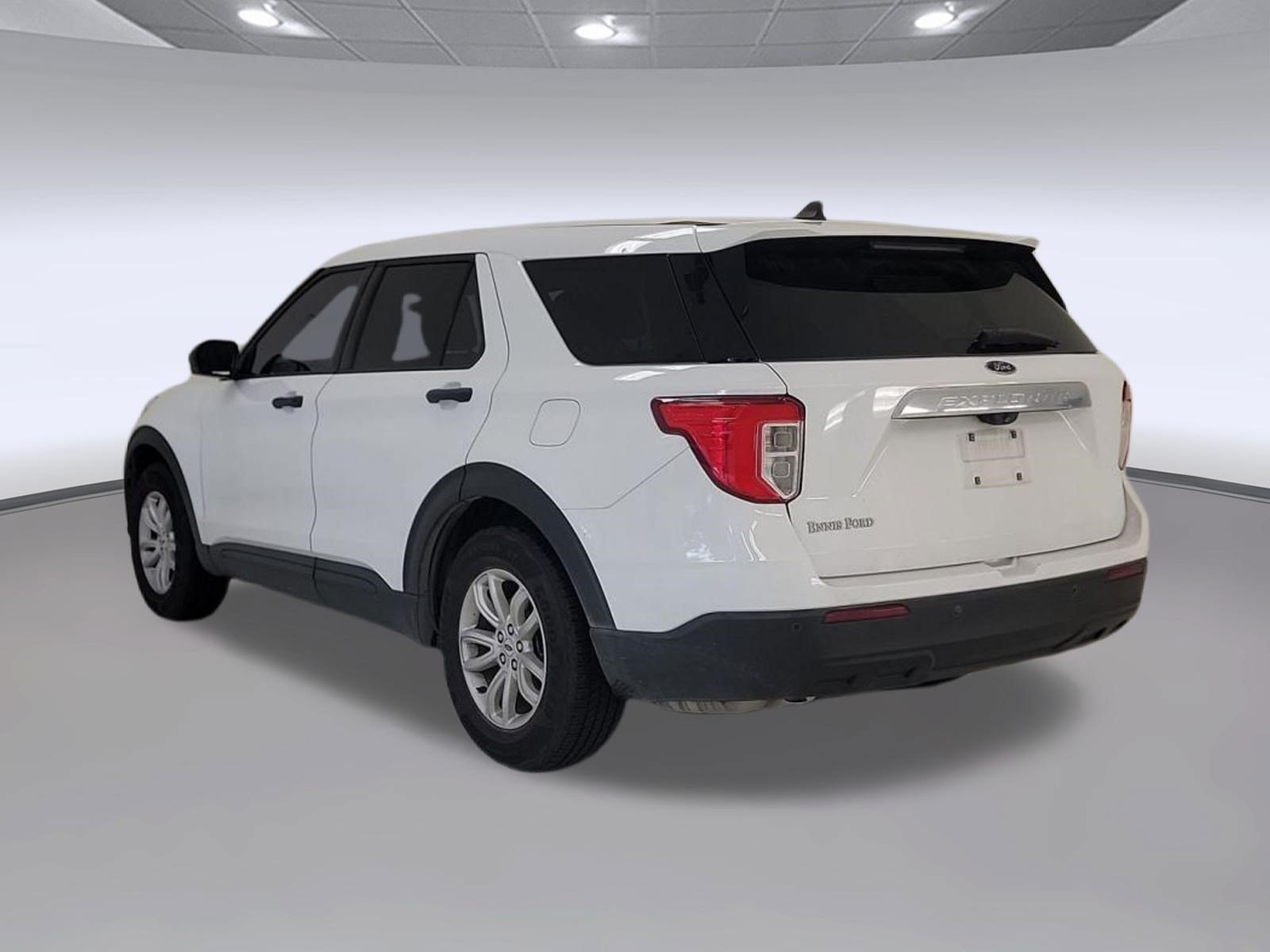 Certified 2021 Ford Explorer 2WD image 3