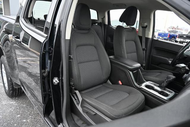 Used 2022 Chevrolet Colorado LT w/ LT Convenience Package image 22