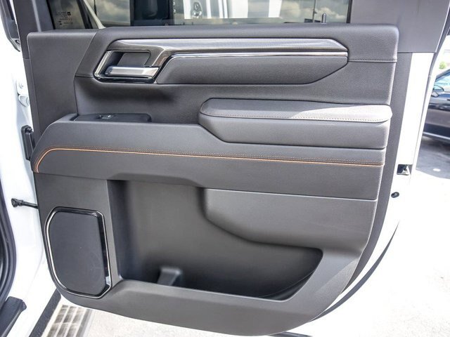 Used 2025 GMC Sierra 2500 AT4 w/ AT4 Premium Plus Package AWD/4WD image 35