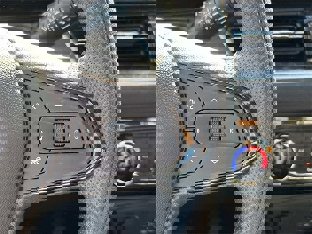 Used 2025 Chevrolet TrailBlazer LT image 29