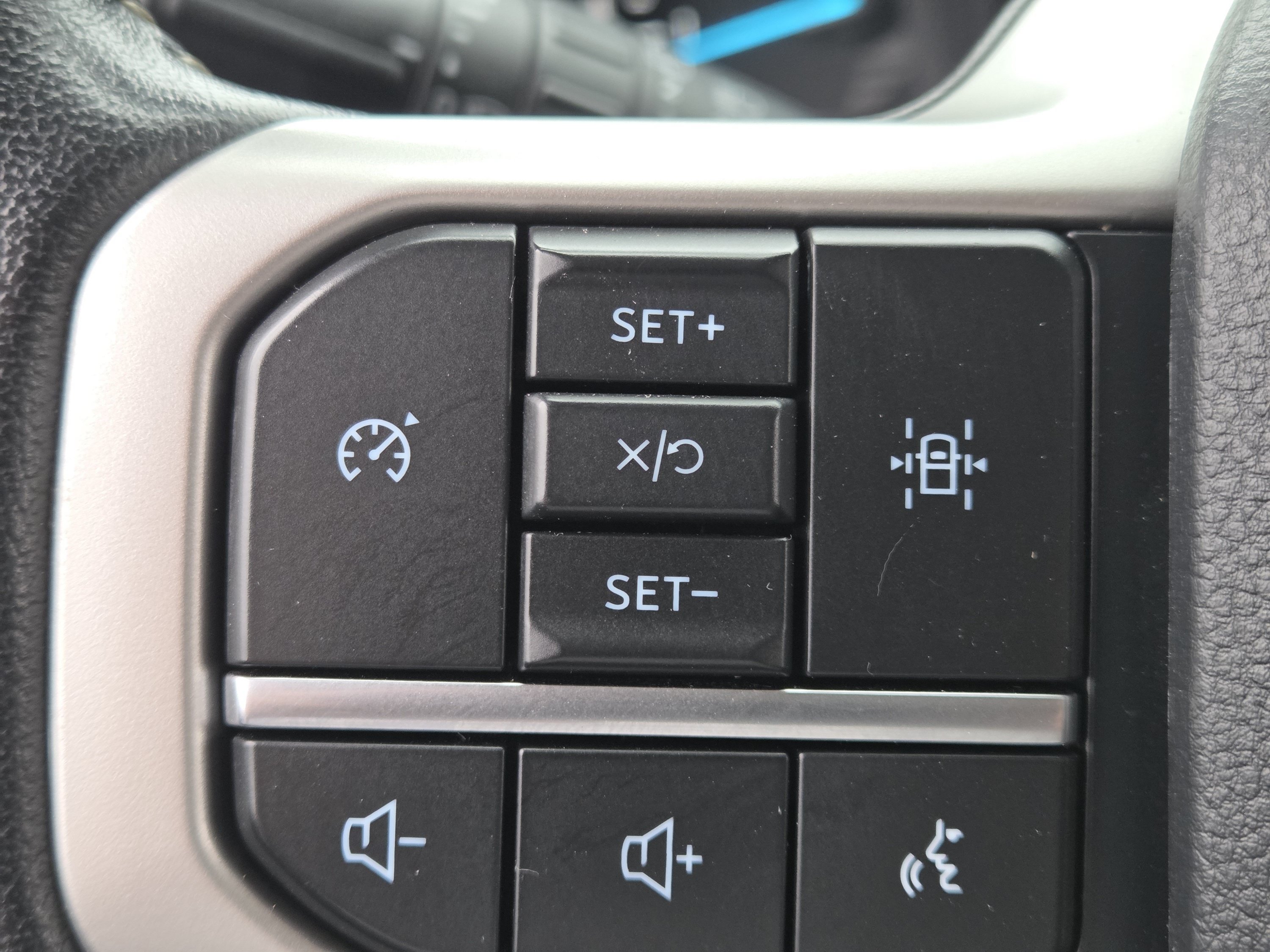 Certified 2024 Ford Expedition XLT AWD/4WD image 13