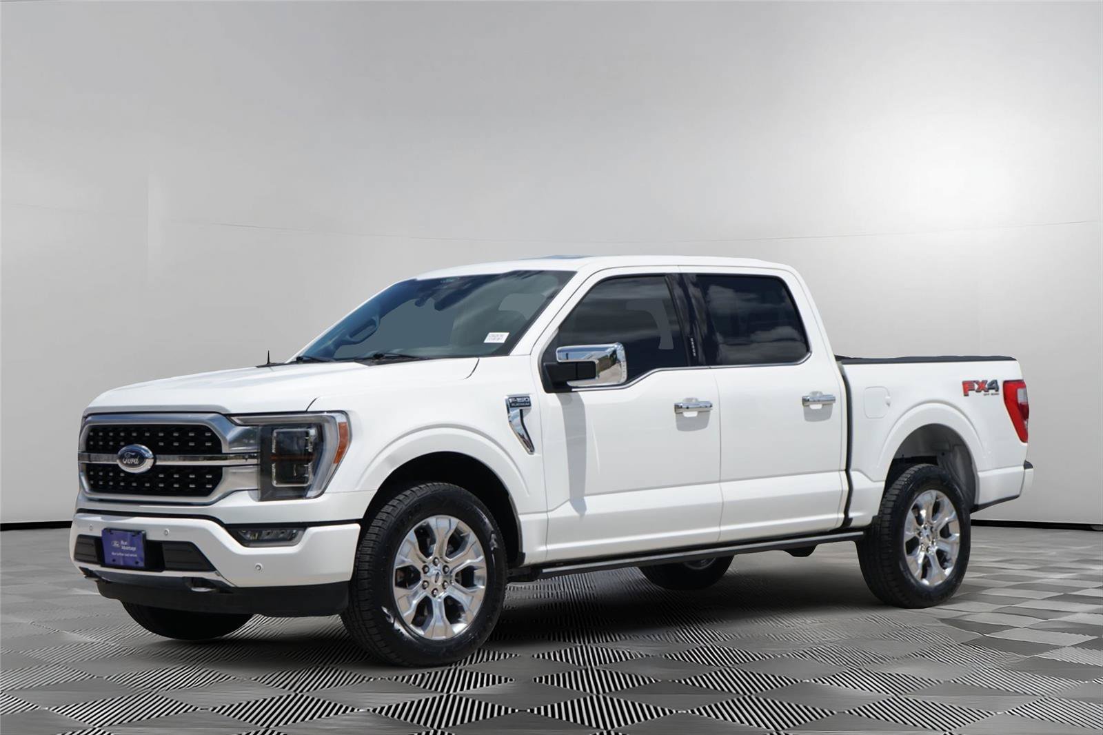 Certified 2022 Ford F150 Platinum w/ FX4 Off-Road Package AWD/4WD image 8