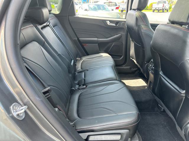 Certified 2025 Ford Escape ST-Line Elite w/ Premium Technology Package AWD/4WD image 33