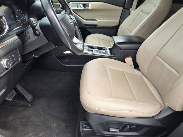 Certified 2022 Ford Explorer Limited AWD/4WD image 12