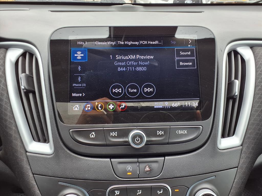 Used 2023 Chevrolet Malibu LT image 21