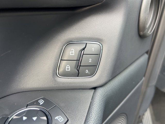 Certified 2024 Ford Expedition XLT image 8