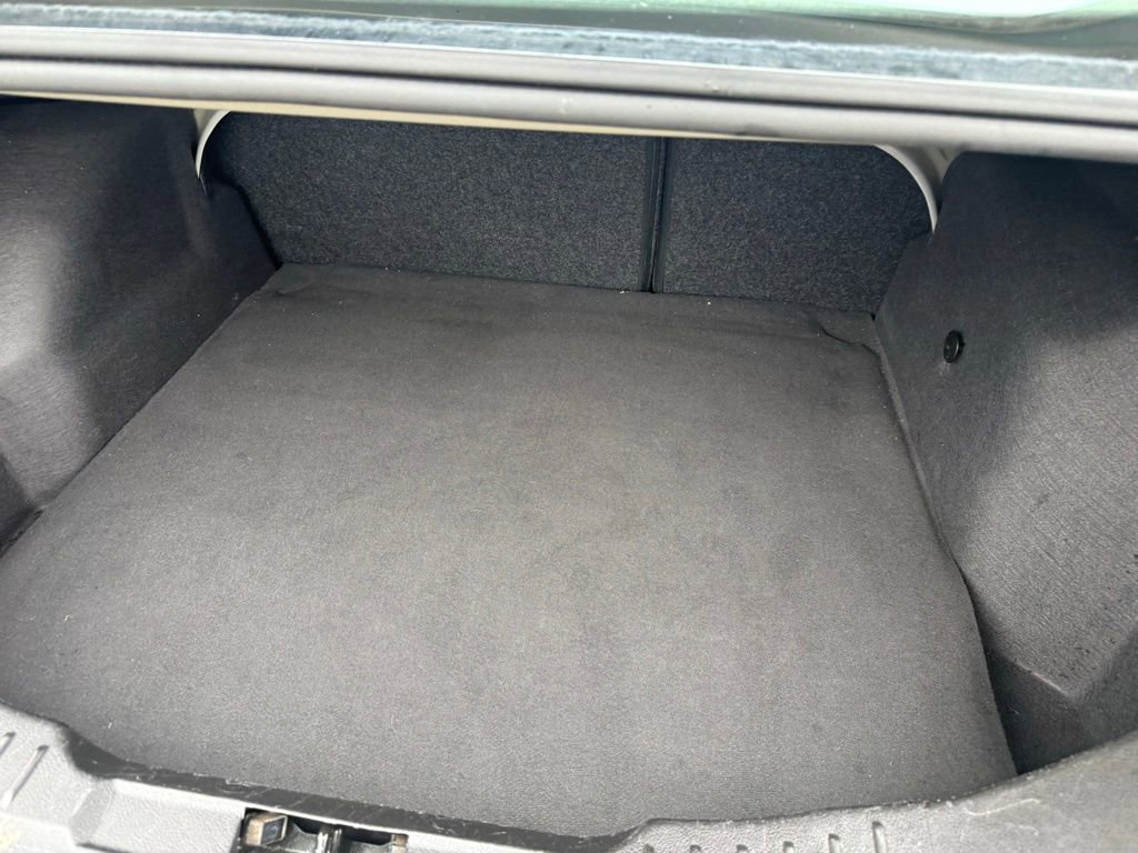 Certified 2018 Ford Focus SE image 16