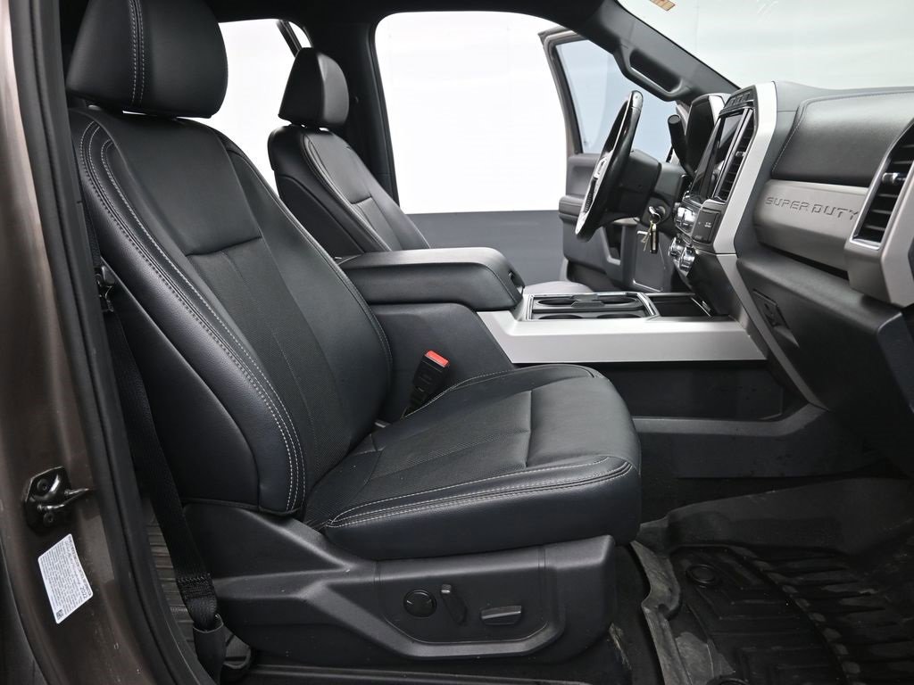 Certified 2022 Ford F250 Lariat w/ Tremor Off-Road Package image 29