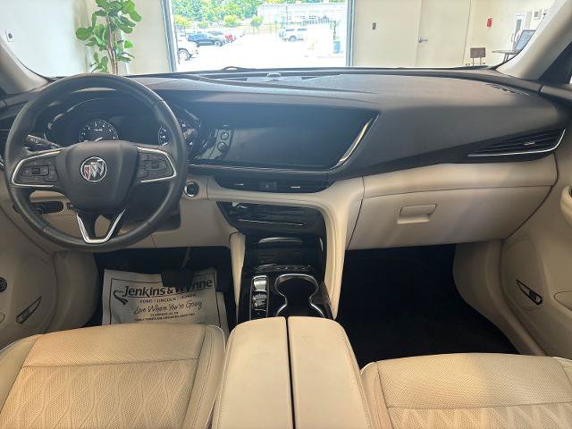 Used 2021 Buick Envision Avenir w/ Technology Package II FWD image 8