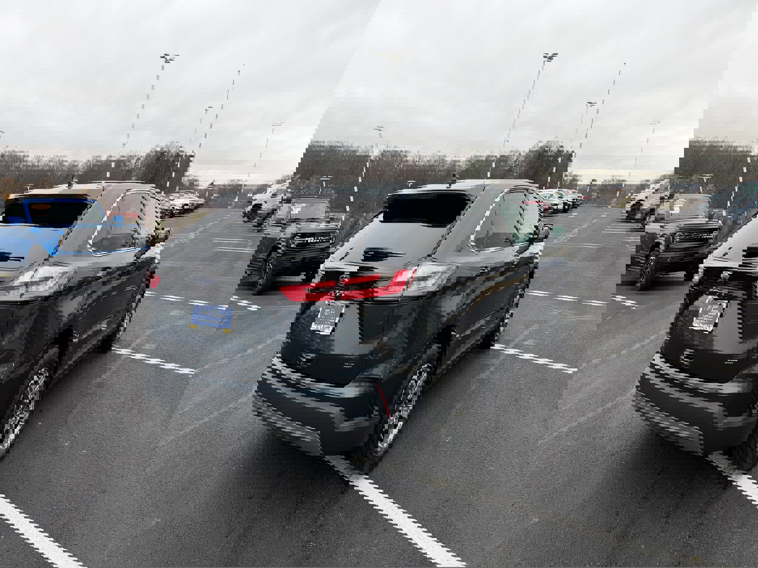 Certified 2024 Ford Edge SEL w/ Convenience Package image 3