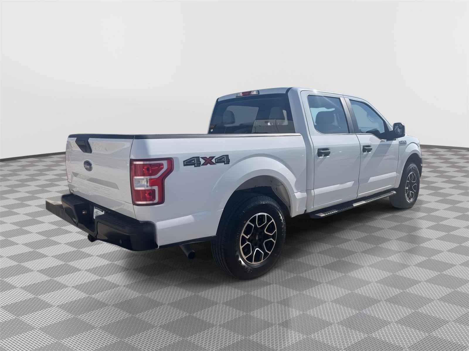 Certified 2018 Ford F150 XL w/ Equipment Group 101A Mid AWD/4WD image 10