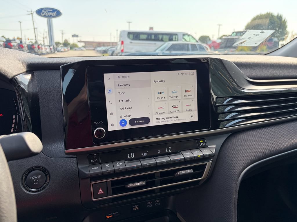 Used 2025 Toyota Camry LE FWD image 19