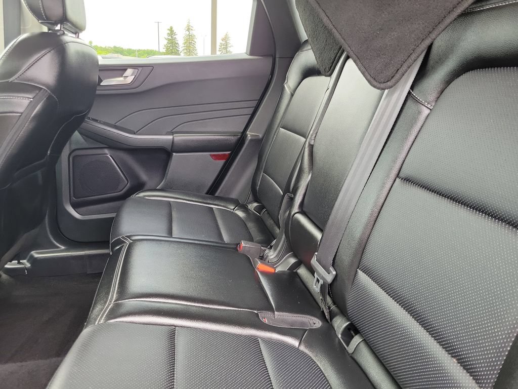 Certified 2022 Ford Escape SEL AWD/4WD image 12