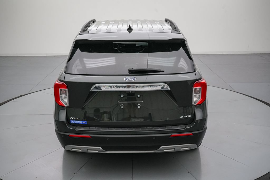 Certified 2023 Ford Explorer XLT w/ Equipment Group 202A AWD/4WD image 5
