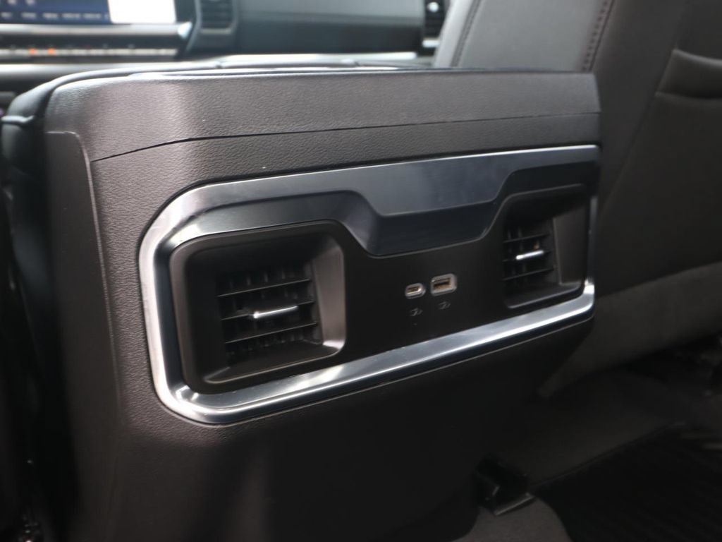 Used 2023 Chevrolet Silverado 1500 LTZ AWD/4WD image 12