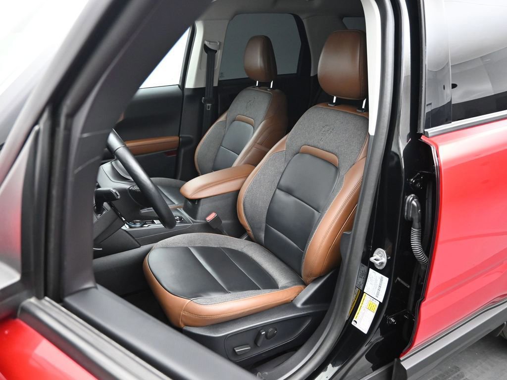 Certified 2023 Ford Bronco Sport Outer Banks w/ Tech Package image 16