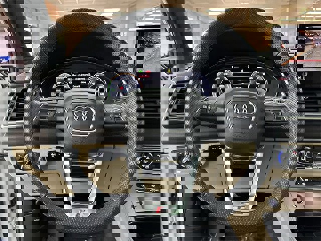 Used 2024 Audi Q5 e Premium Plus image 6