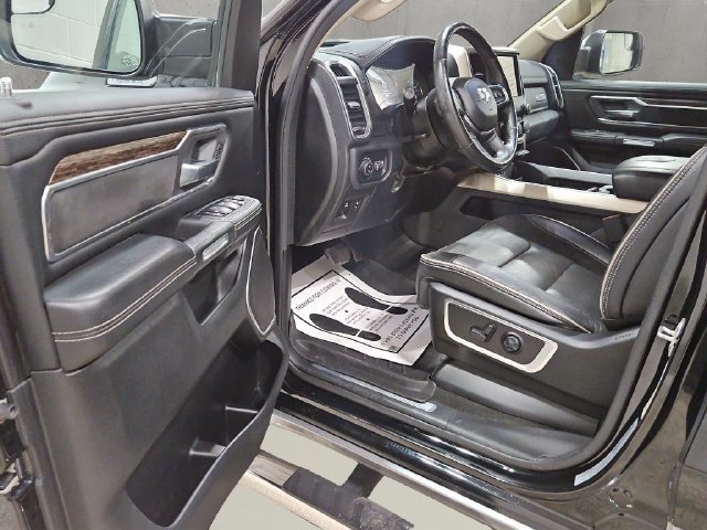 Used 2020 RAM 1500 Laramie AWD/4WD image 11