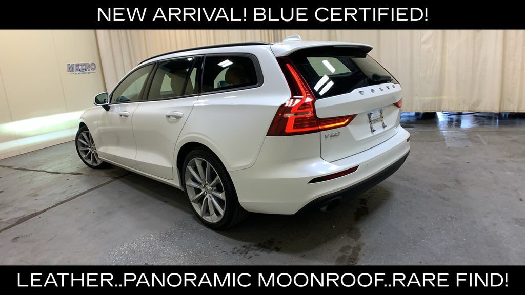 Used 2020 Volvo V60 T5 Momentum w/ Momentum Advanced Package FWD image 5