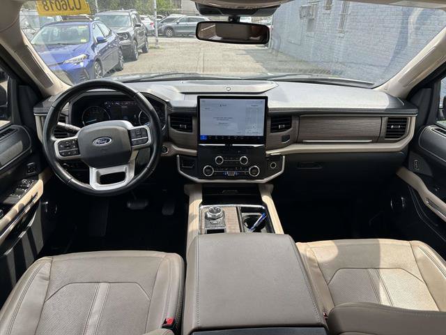 Certified 2023 Ford Expedition Limited RWD image 39