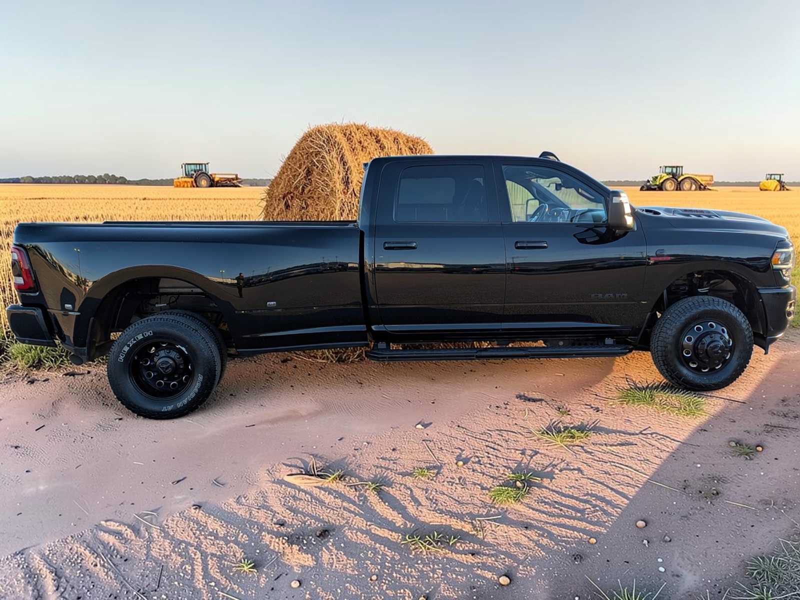 Used 2024 RAM 3500 Laramie w/ Night Edition AWD/4WD image 7