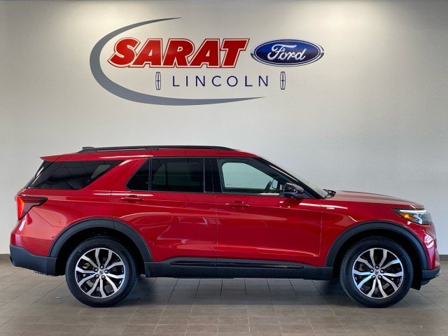Certified 2025 Ford Explorer ST-Line AWD/4WD image 1