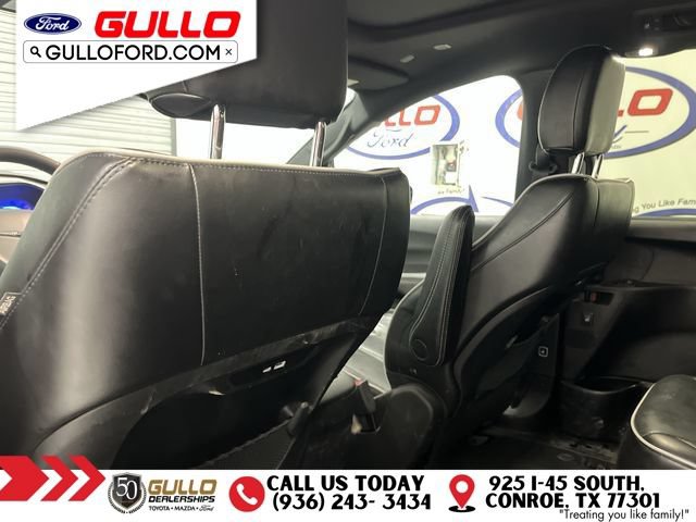 Used 2024 Chrysler Pacifica Limited w/ S Appearance Package FWD image 17