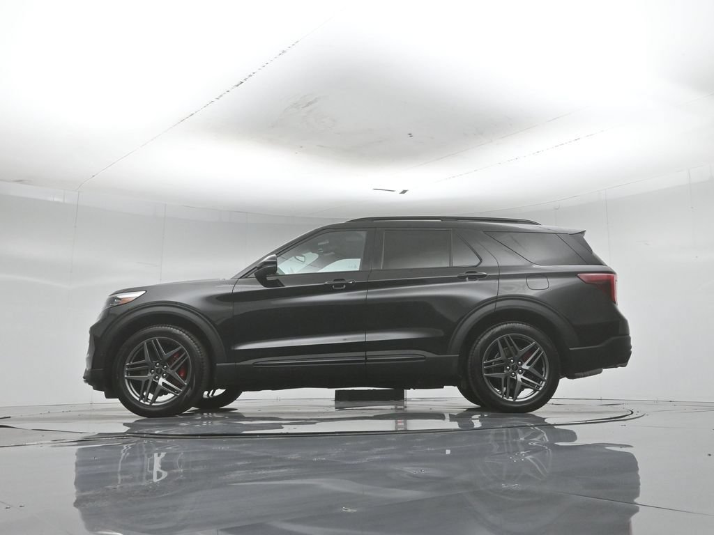 Certified 2023 Ford Explorer ST w/ Equipment Group 401A AWD/4WD image 52