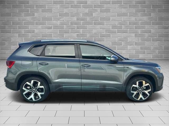 Used 2023 Volkswagen Taos SEL AWD/4WD image 6