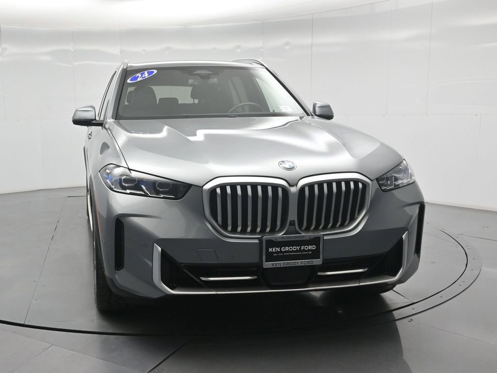 Used 2024 BMW X5 xDrive40i AWD/4WD image 56