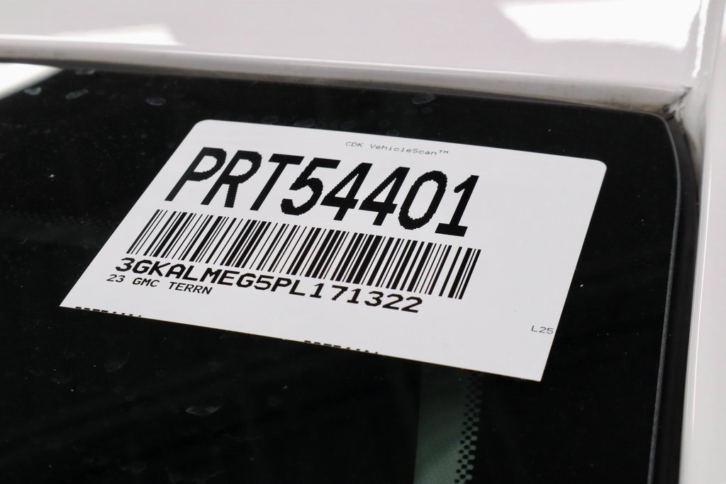 Used 2023 GMC Terrain SLE w/ LPO, Floor Liner Package image 36