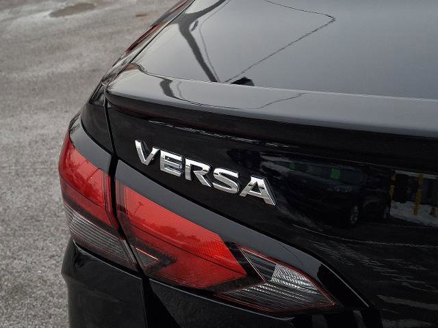 Used 2023 Nissan Versa SR w/ Trunk Package image 29
