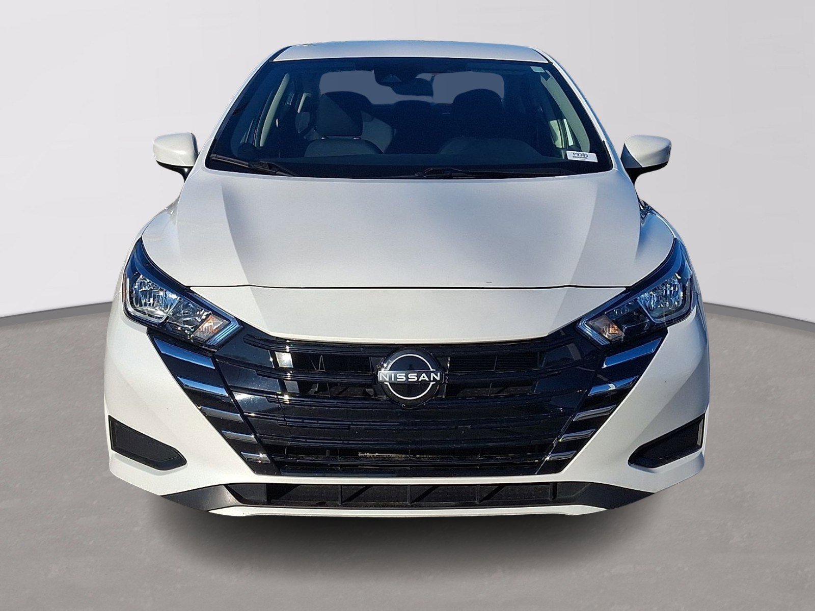 Used 2024 Nissan Versa SV image 2