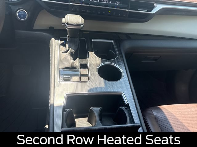 Used 2023 Toyota Sienna Platinum AWD/4WD image 20