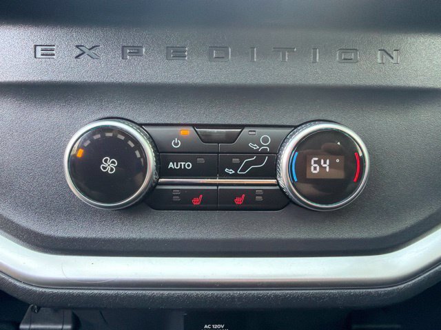 Certified 2025 Ford Expedition Platinum AWD/4WD image 24