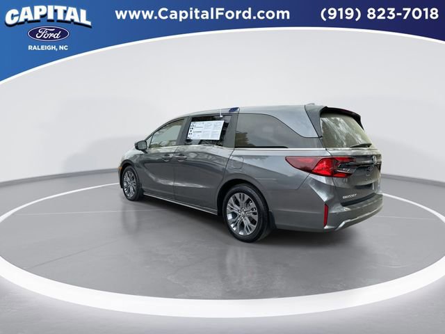 Used 2025 Honda Odyssey Touring image 4