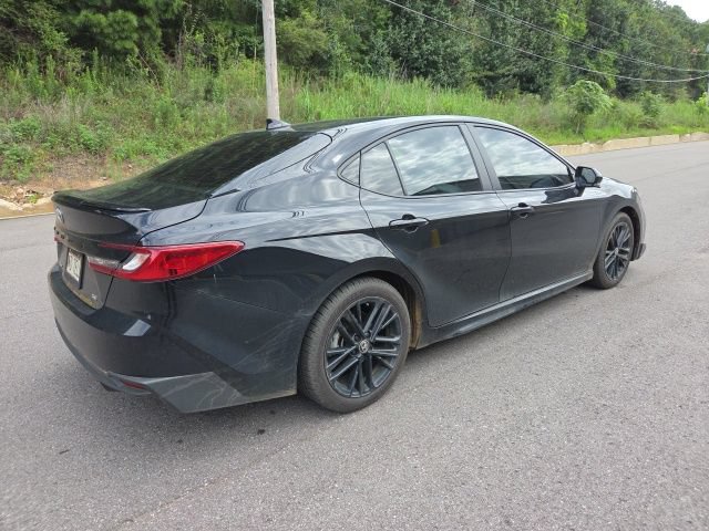 Used 2025 Toyota Camry SE w/ Convenience Package FWD image 3